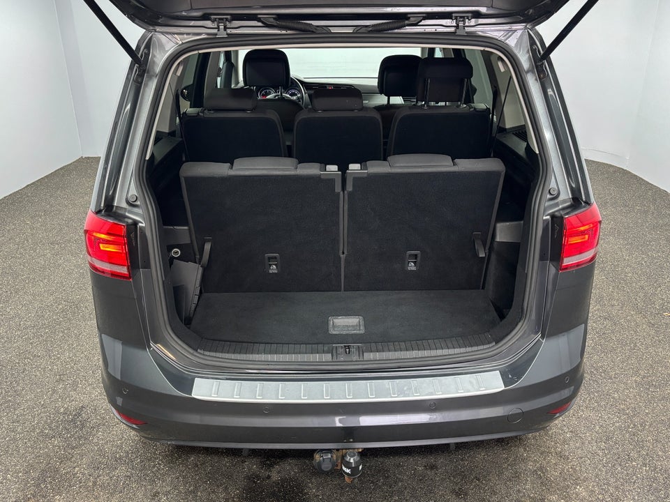 VW Touran 1,6 TDi 115 Comfortline DSG 7prs 5d