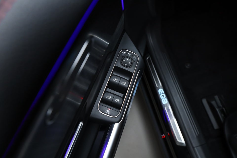 Mercedes EQB250+ AMG Advance 5d