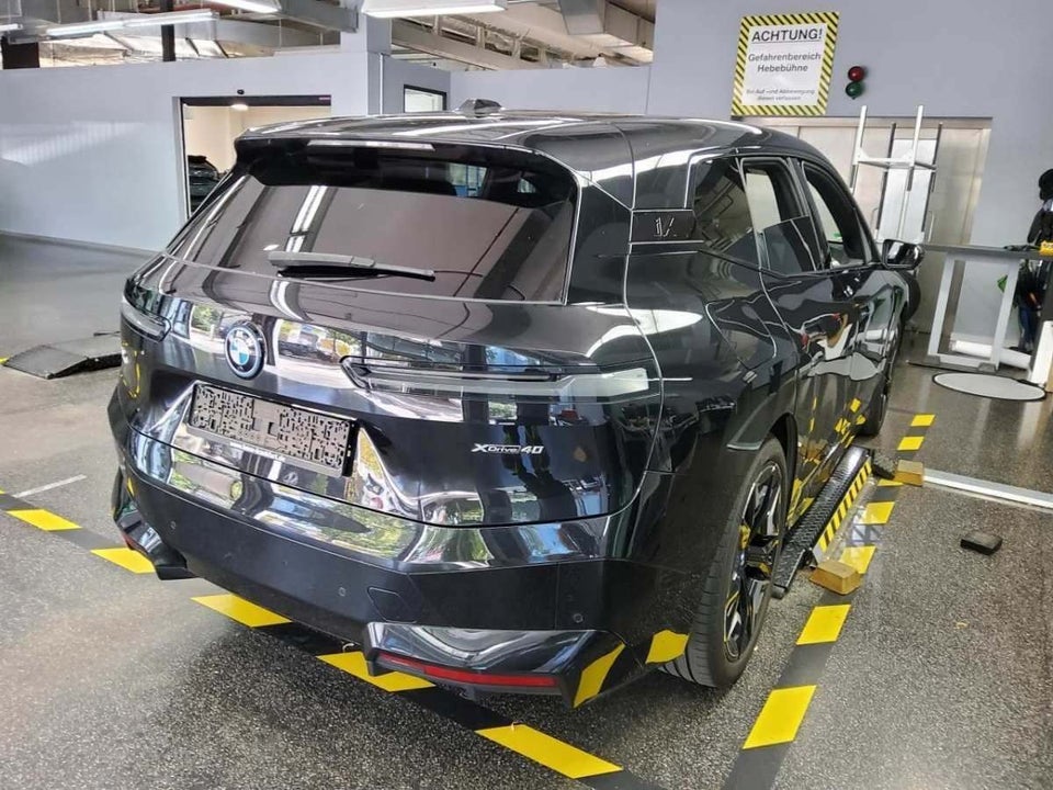 BMW iX xDrive40 Sport 5d