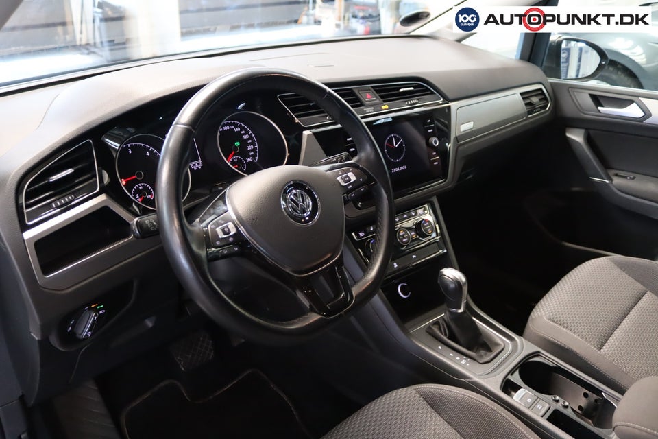 VW Touran 1,6 TDi 115 Comfortline DSG 7prs 5d