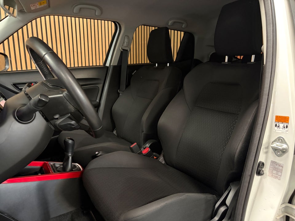 Suzuki Swift 1,0 Boosterjet SHVS Exclusive+2 5d