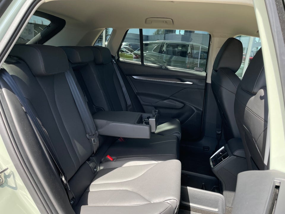 Skoda Elroq 85 iV Maxx 5d