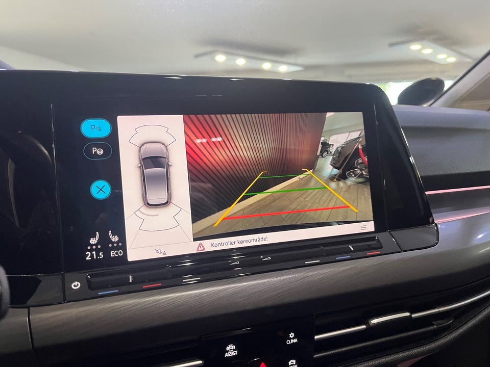 VW Golf VIII 1,4 eHybrid DSG 5d