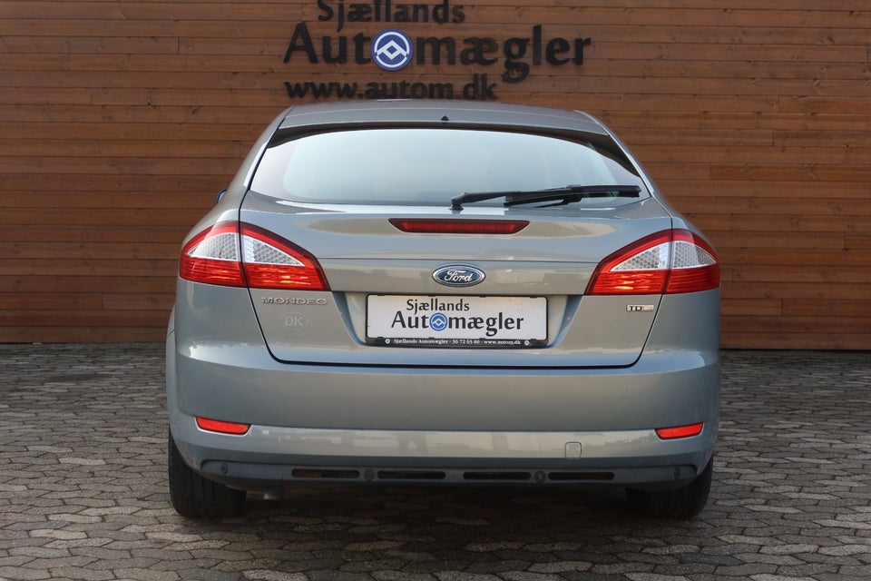 Ford Mondeo 2,0 TDCi 130 Ghia 5d