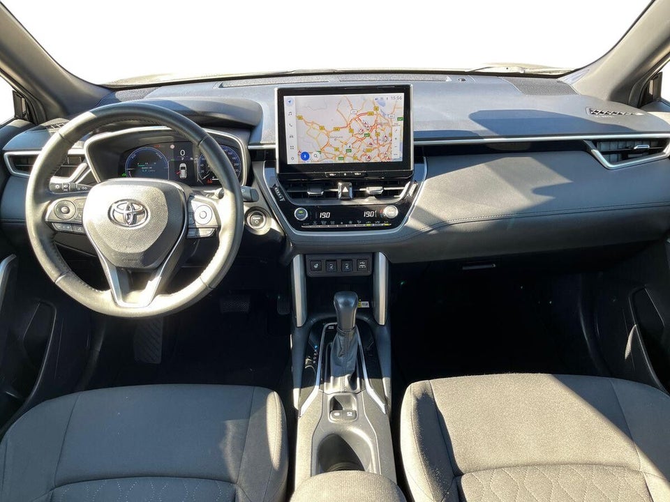 Toyota Corolla Cross 2,0 Hybrid Style CVT 5d