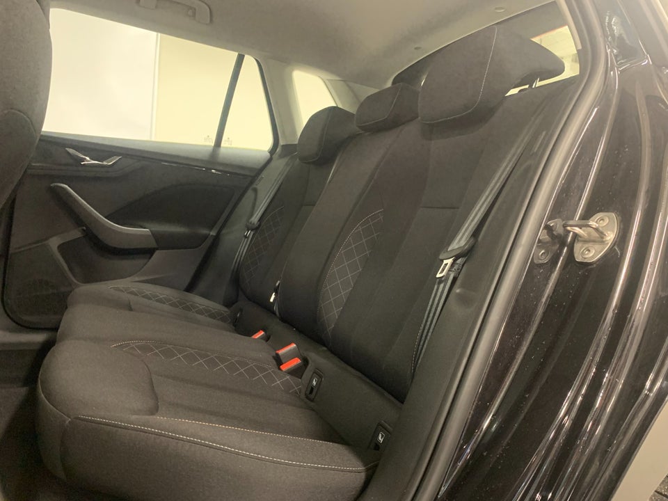 Skoda Kamiq 1,0 TSi 110 Dynamic DSG 5d