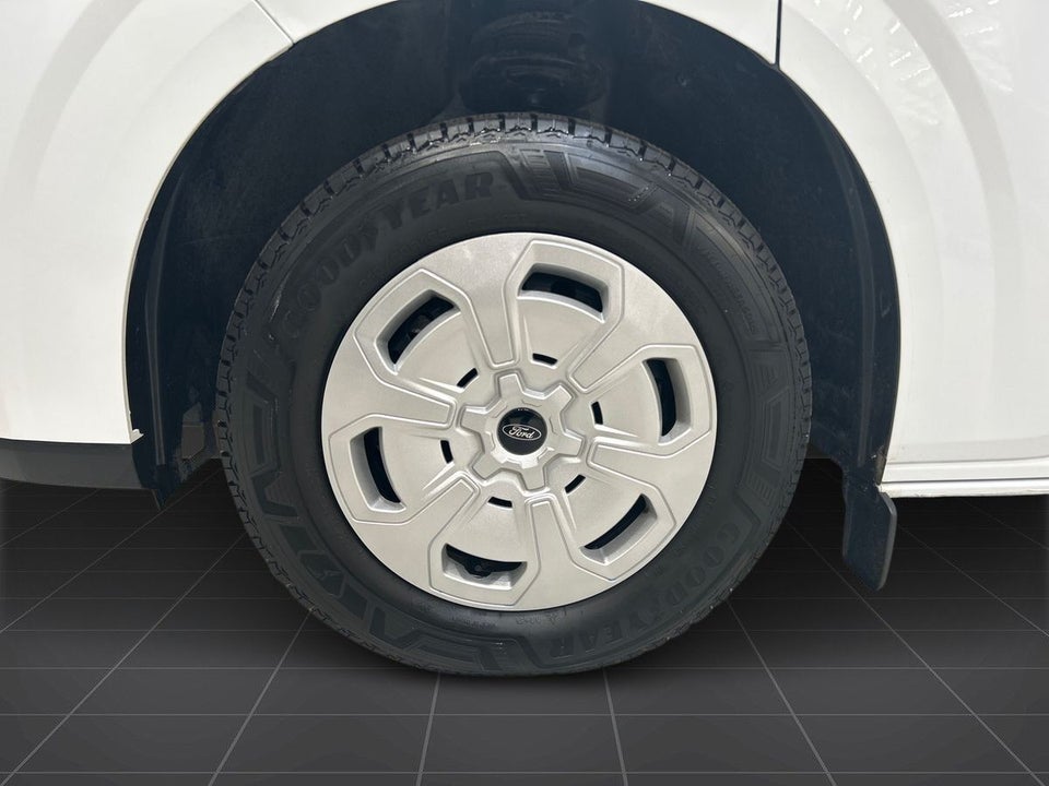 Ford Transit Custom 320L 2,0 EcoBlue Trend aut.