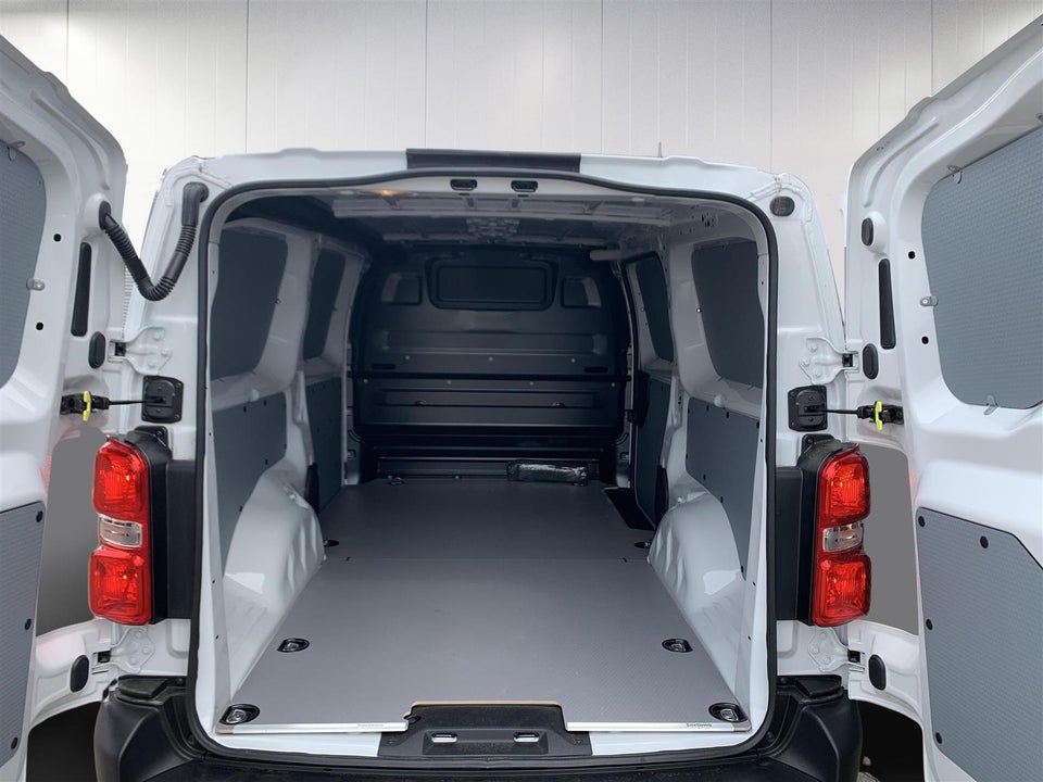 Toyota ProAce 2,0 D 144 Long Comfort 5d