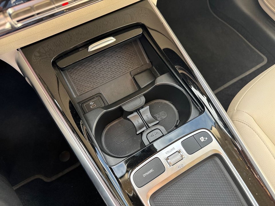 Mercedes EQB300 Progressive 4Matic 7prs 5d