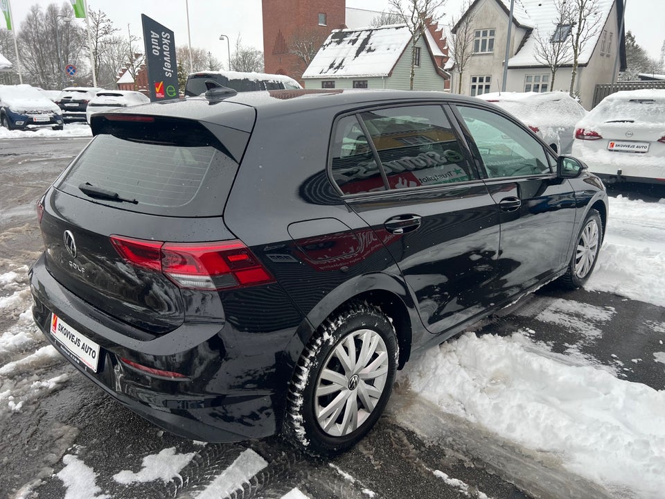 VW Golf VIII 1,5 TSi 130 Life 5d