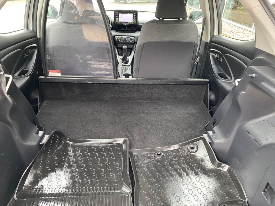 Toyota Yaris 1,0 Essential Comfort Van 5d