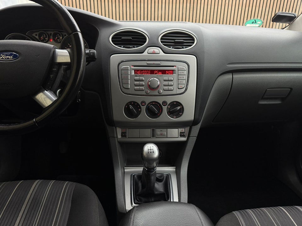 Ford Focus 1,6 TDCi 90 Titanium stc. 5d