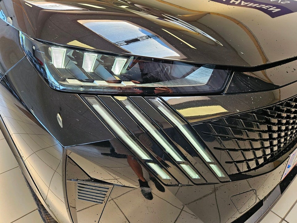Peugeot e-5008 77 GT Pack 7prs 5d