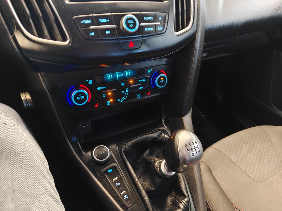 Ford Focus 1,0 SCTi 125 ST-Line stc. 5d