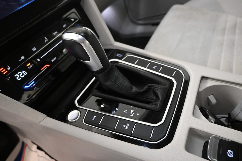 VW Passat 1,4 GTE+ Pro DSG 4d