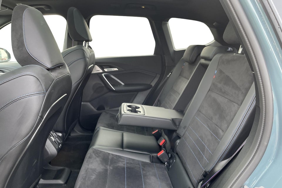 BMW iX1 eDrive20 M-Sport Pro 5d