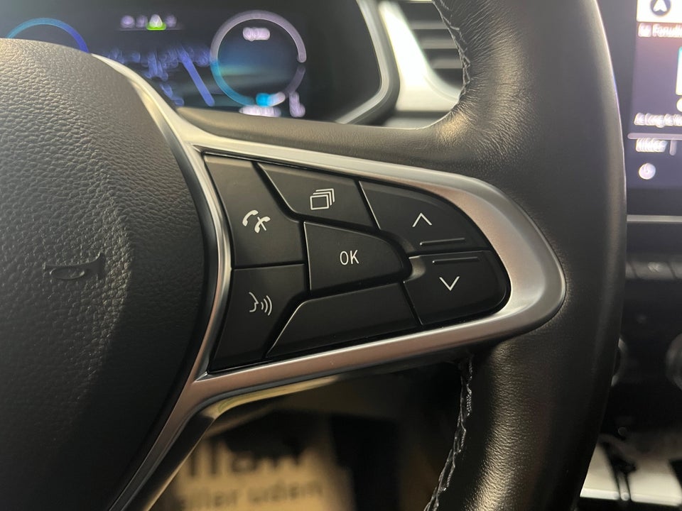 Renault Captur 1,6 E-Tech Intens 5d
