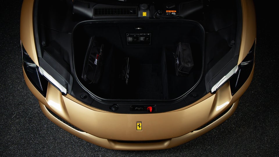 Ferrari 296 GTB 2,9 DCT 2d