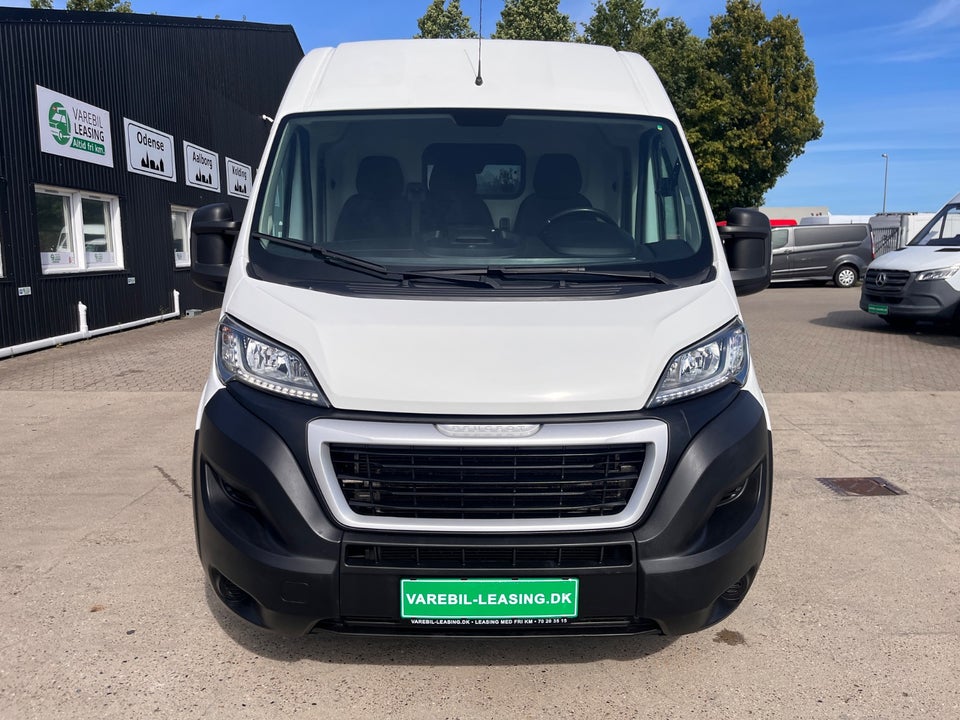 Peugeot Boxer 335 2,2 BlueHDi 165 L3H2 Premium