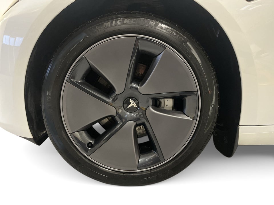 Tesla Model 3 Long Range RWD 4d