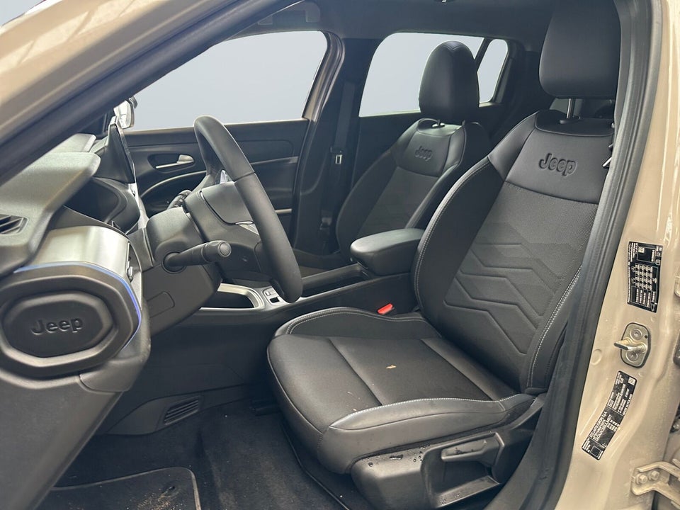 Jeep Avenger 54 Summit 5d