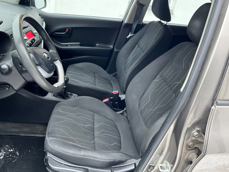 Kia Picanto 1,0 World Cup Eco Clim 5d