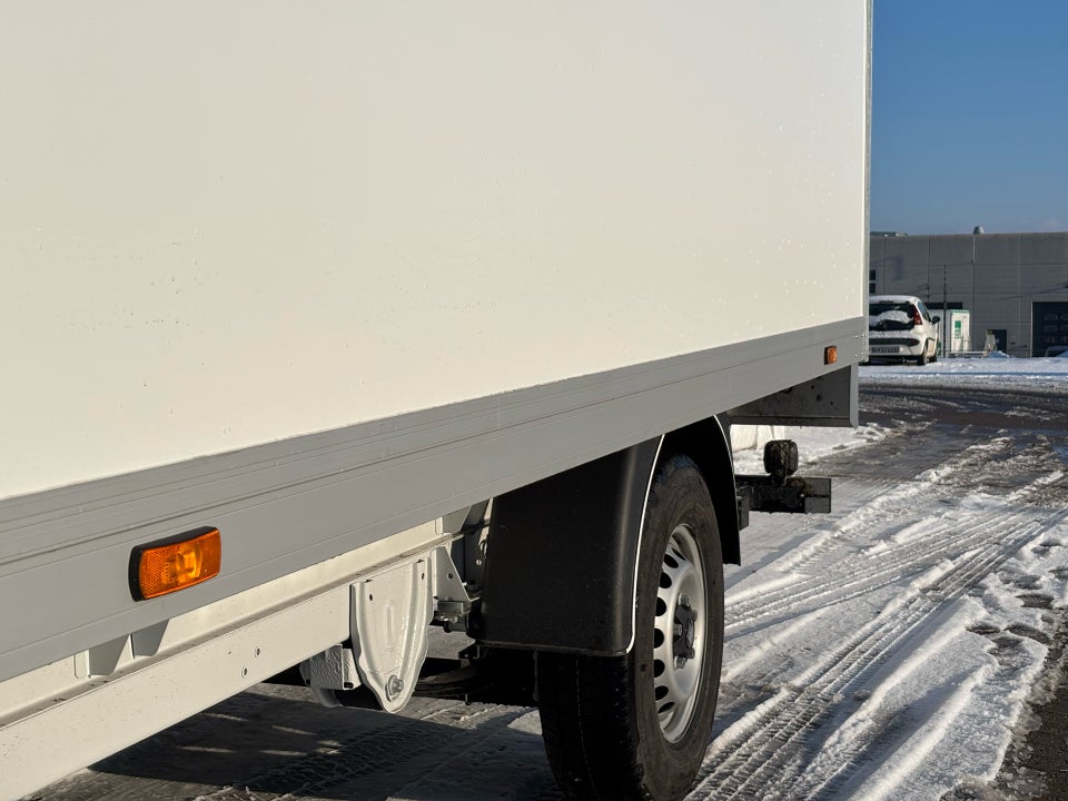 Fiat Ducato 35 Maxi 2,2 MJT 180 Kassevogn L3H2 Pro+ aut.