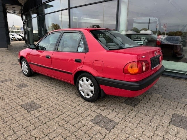 Toyota Corolla 1,3 Terra 4d