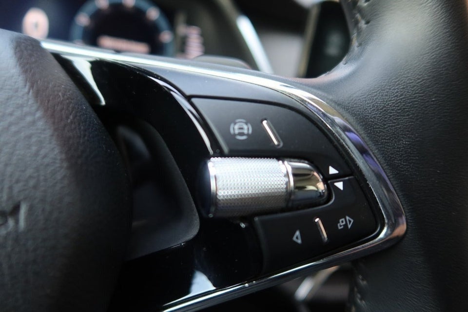 Skoda Octavia 1,4 TSi iV Plus Combi DSG 5d