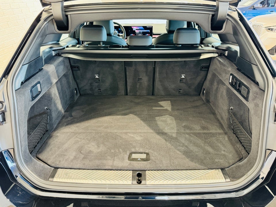 BMW i5 eDrive40 Touring M-Sport 5d