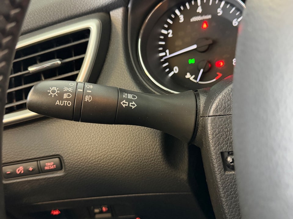 Nissan Qashqai 1,2 Dig-T 115 Visia 5d