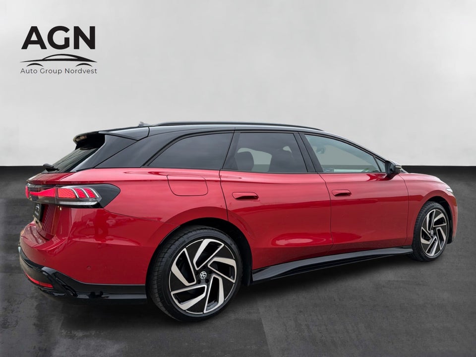 VW ID.7 77 Style+ Tourer 5d