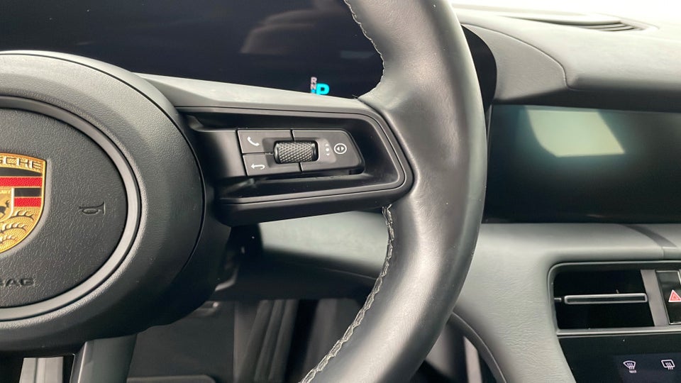 Porsche Taycan Sport Turismo 5d