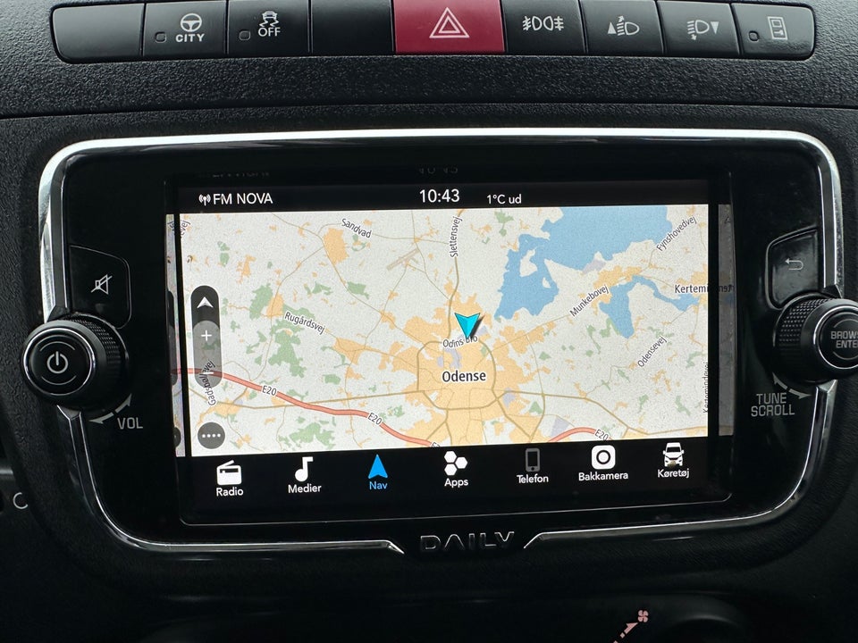 Iveco Daily 2,3 35C12 12m³ Van AG8