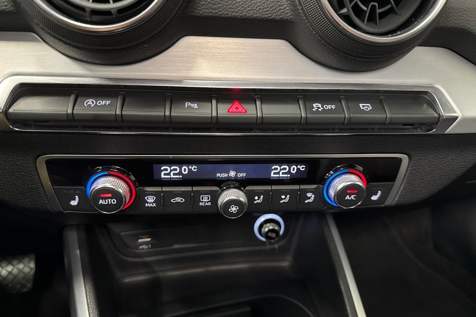 Audi Q2 1,4 TFSi 150 Sport S-tr. 5d