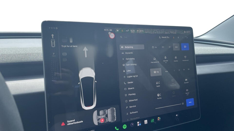 Tesla Model 3 Long Range AWD 4d
