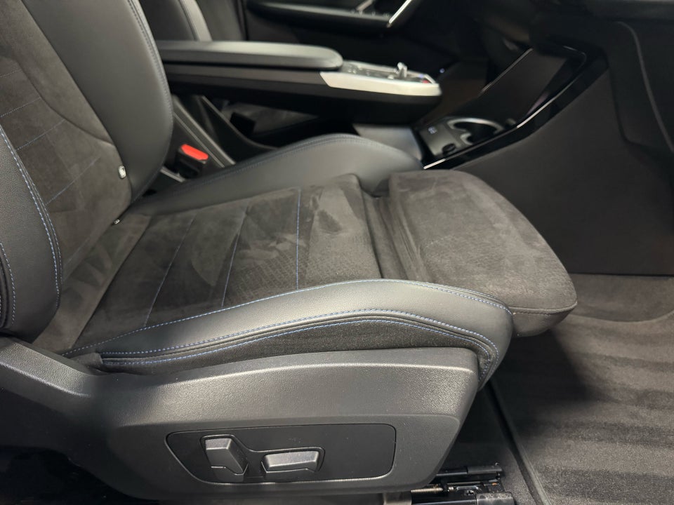 BMW iX2 eDrive20 M-Sport Premium 5d