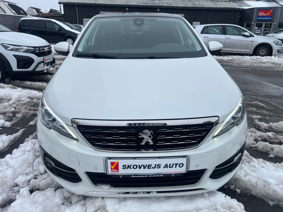 Peugeot 308 1,6 BlueHDi 120 Allure Sky 5d