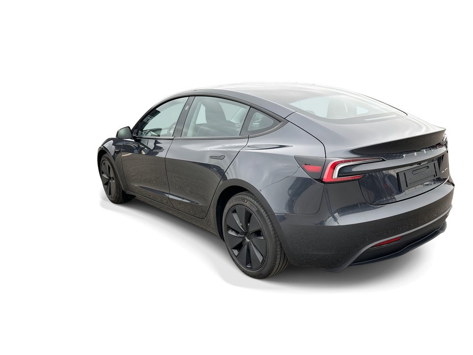 Tesla Model 3 Long Range AWD 4d