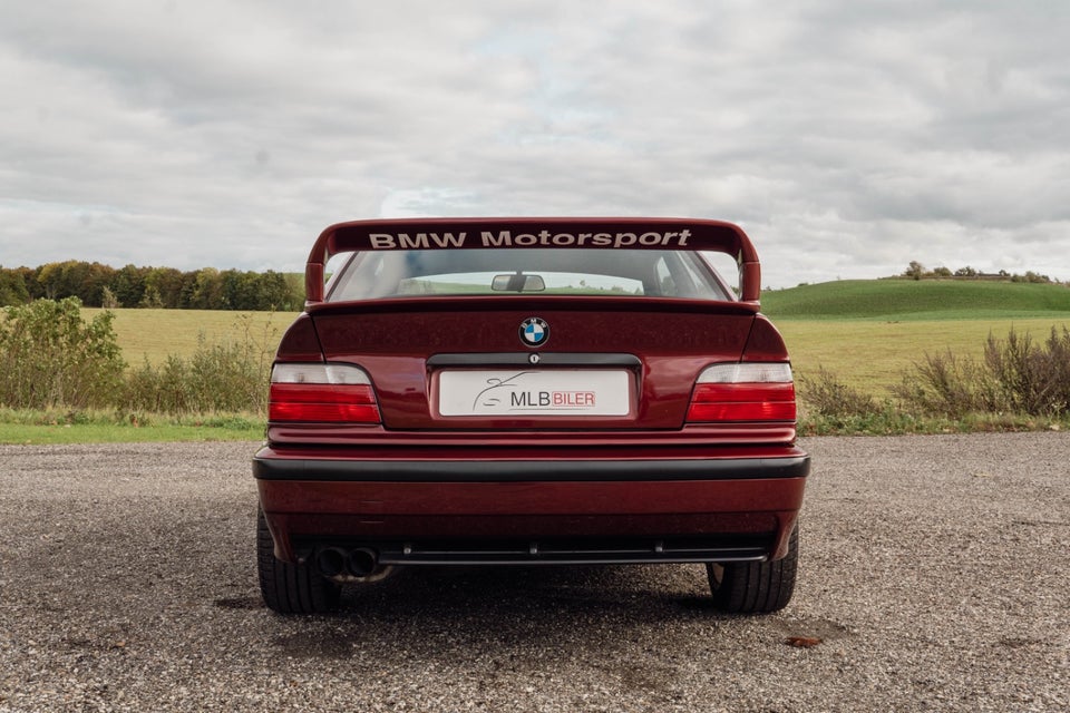 BMW 320i 2,0 Coupé 2d