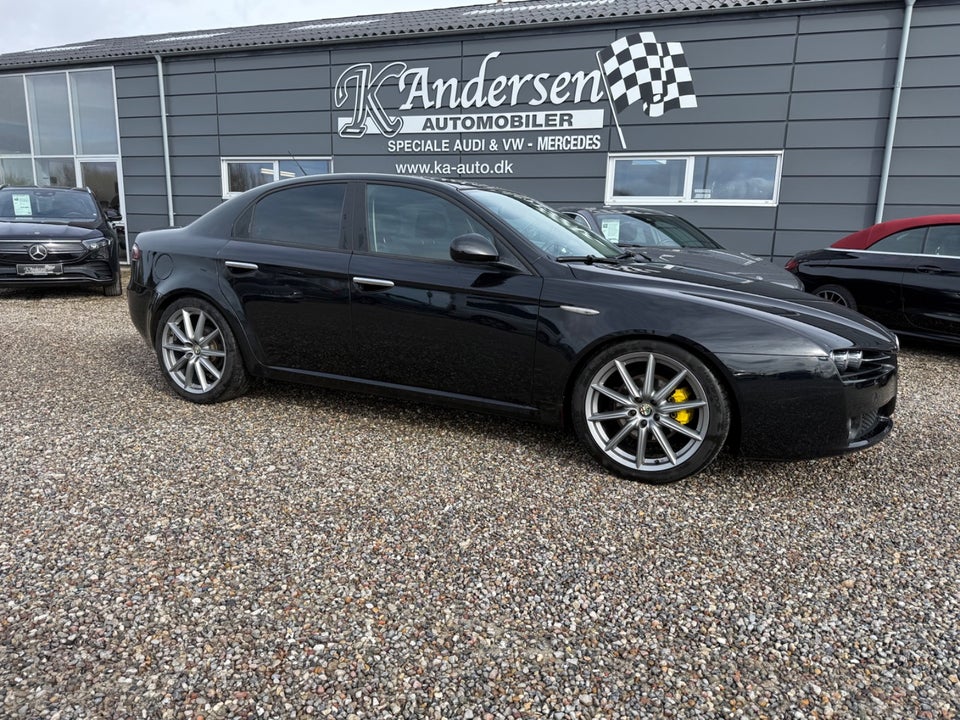 Alfa Romeo 159 2,2 JTS 4d