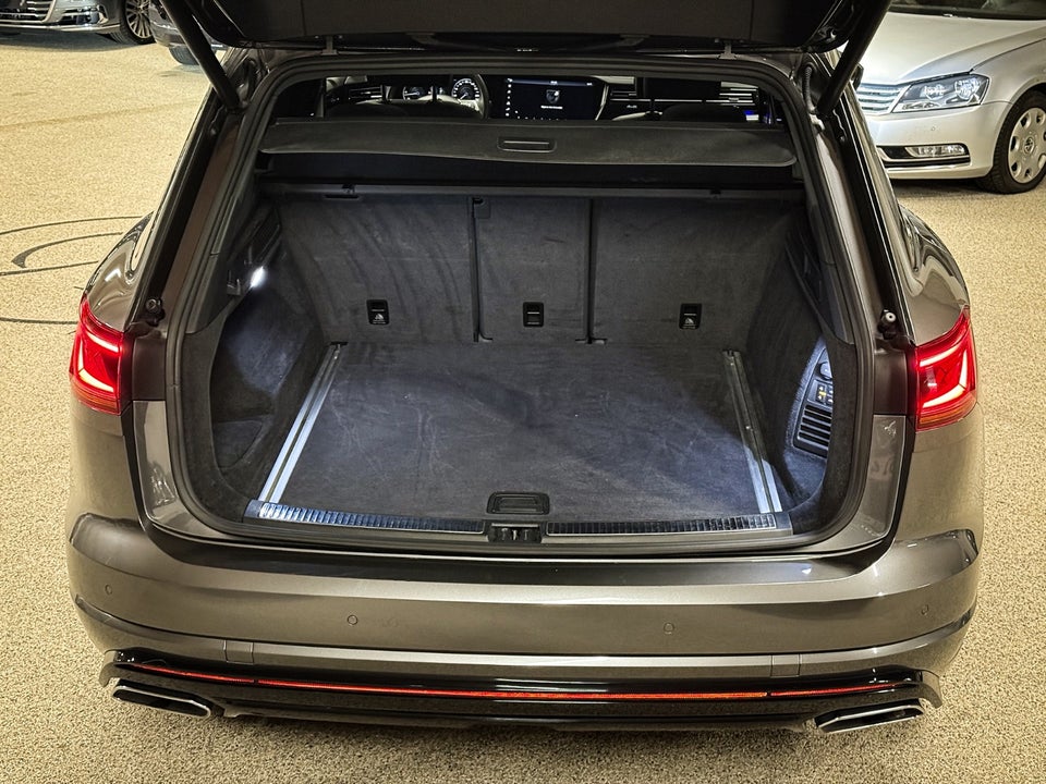 VW Touareg 3,0 TDi 286 R-line aut. 4Motion 5d