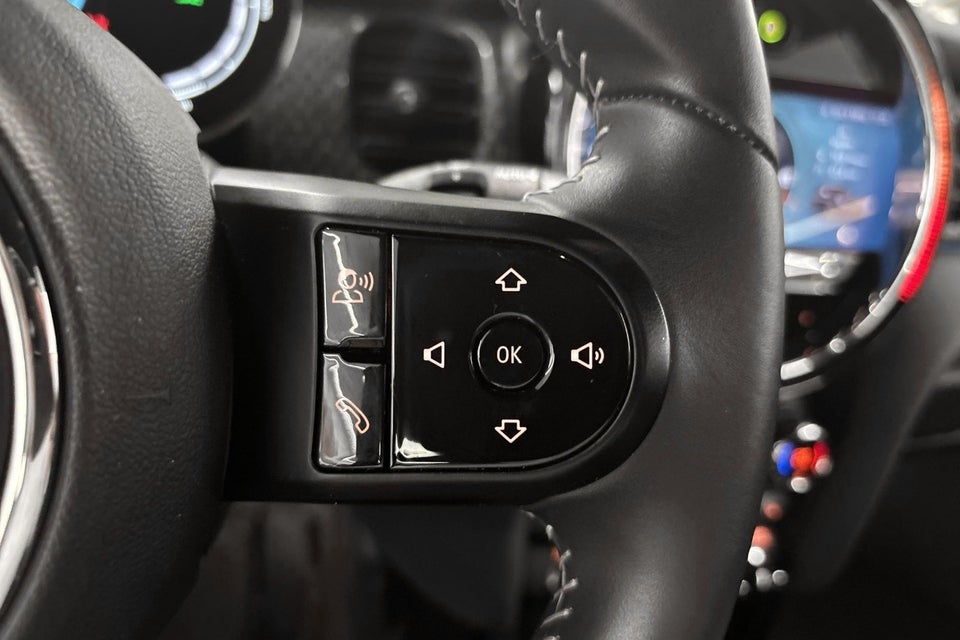 MINI Cooper SE Yours Trim 3d