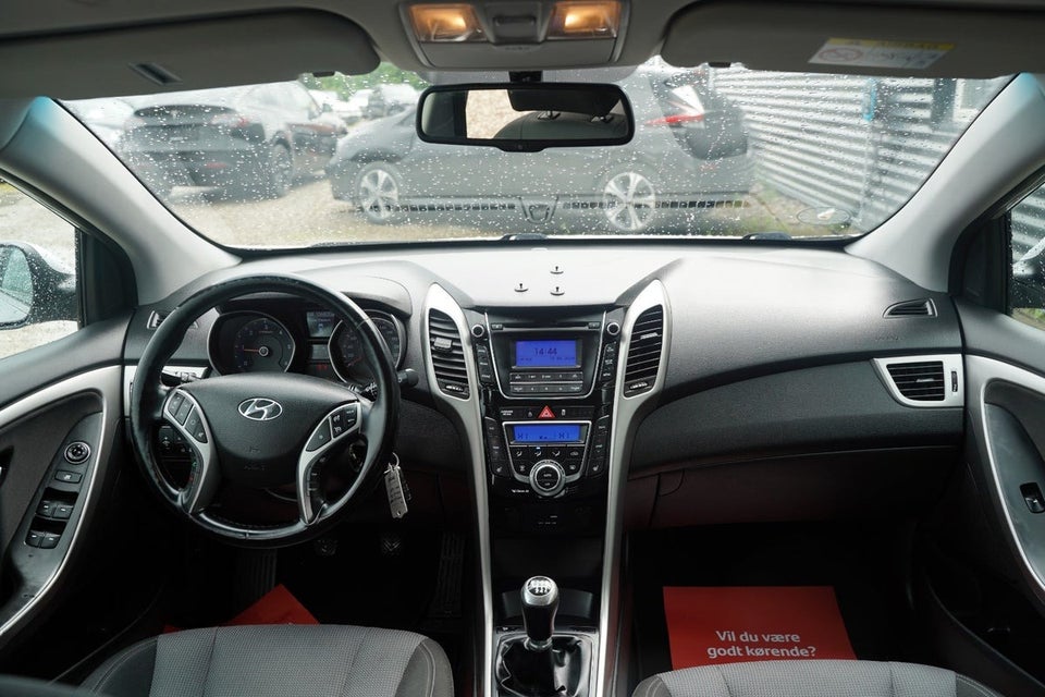 Hyundai i30 1,6 CRDi 110 Trend 5d