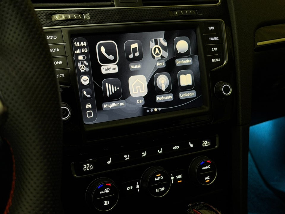 VW Golf VII 2,0 GTi Performance DSG BMT 5d