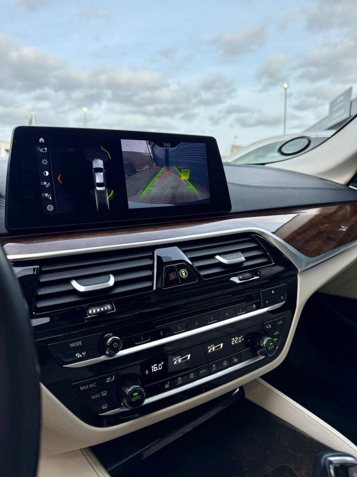 BMW 530i 2,0 aut. 4d