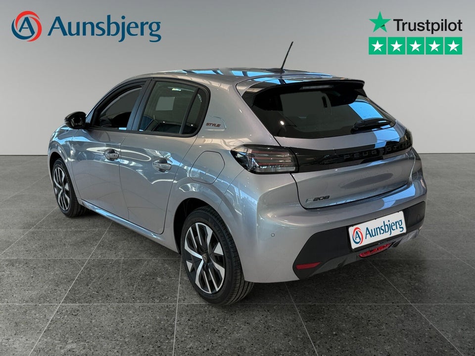 Peugeot e-208 50 Style 5d