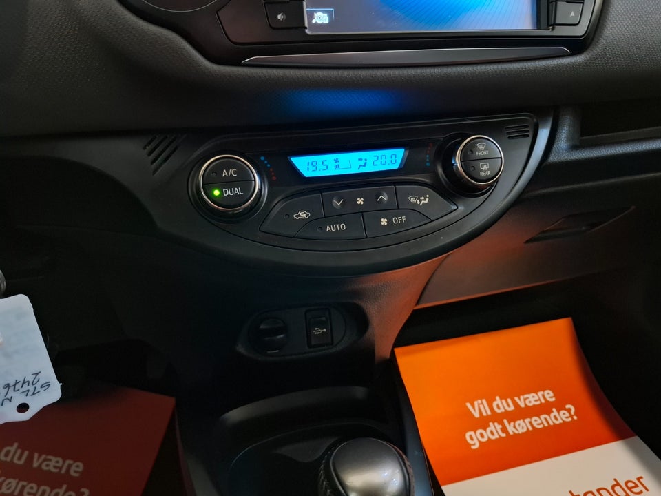 Toyota Yaris 1,5 Hybrid H1 e-CVT 5d