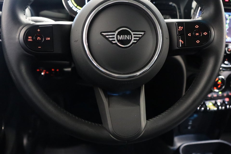 MINI Cooper SE Maximise 3d