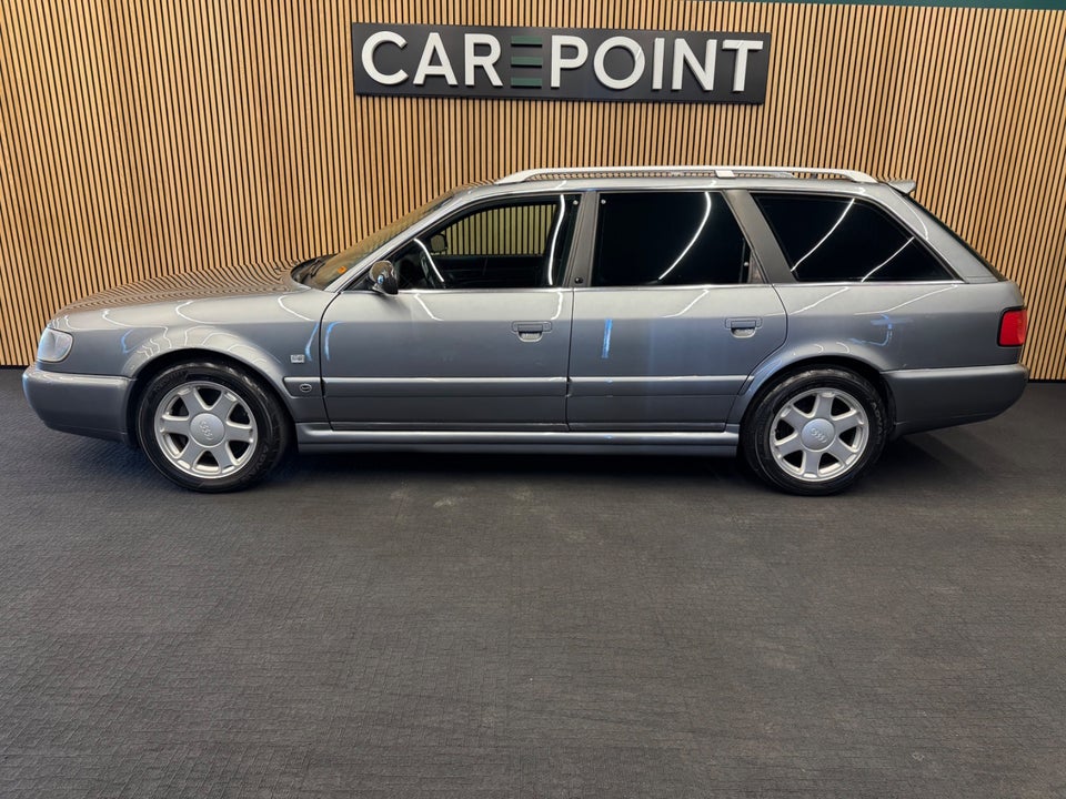 Audi S6 2,2 Avant 5d